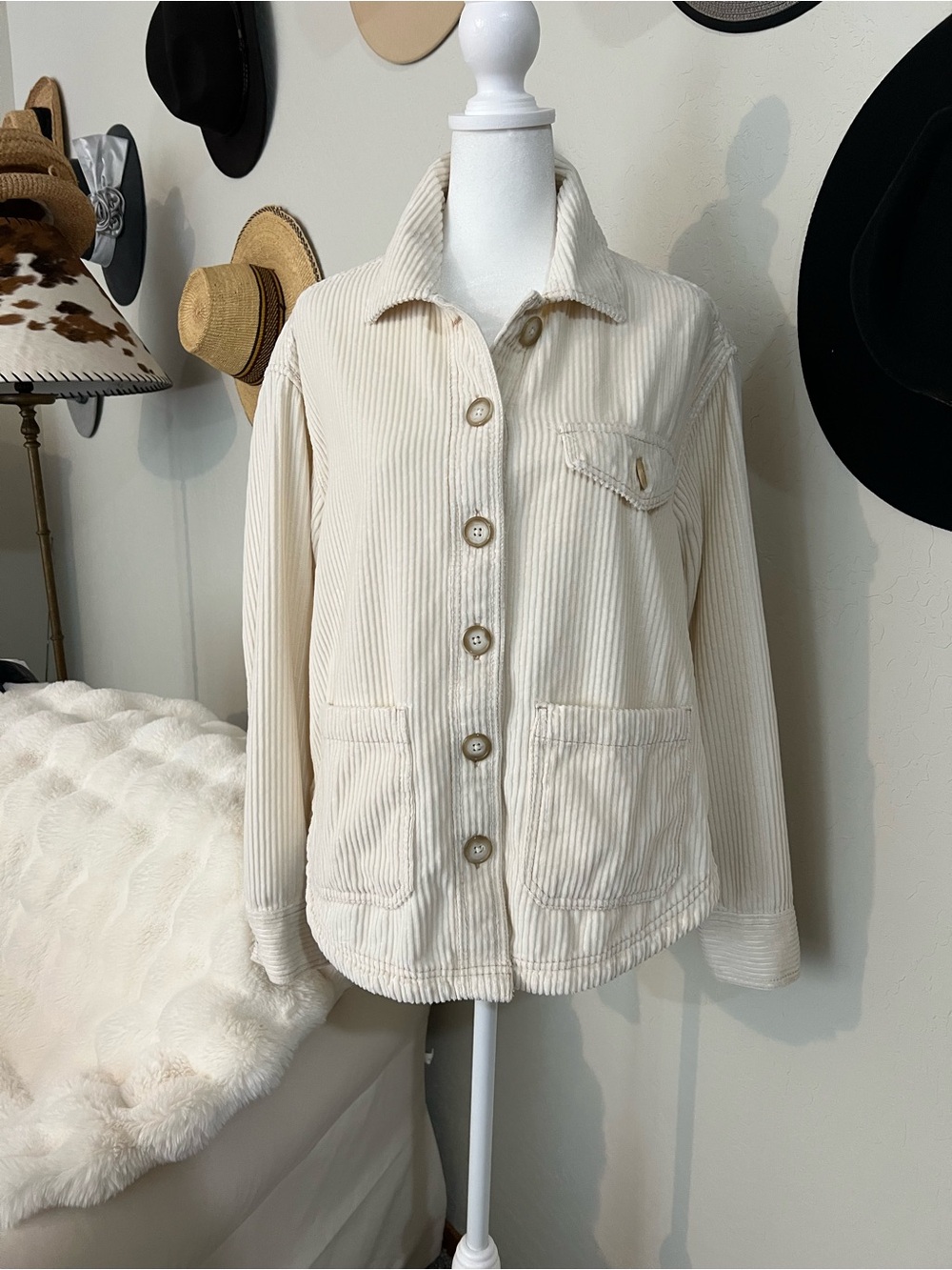 American Eagle Outfitters Cotton Wide-Wale Corduroy Shirt Oversized XS